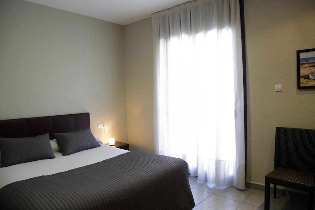 Hostal Portofino Arenys de Mar Szoba fotó